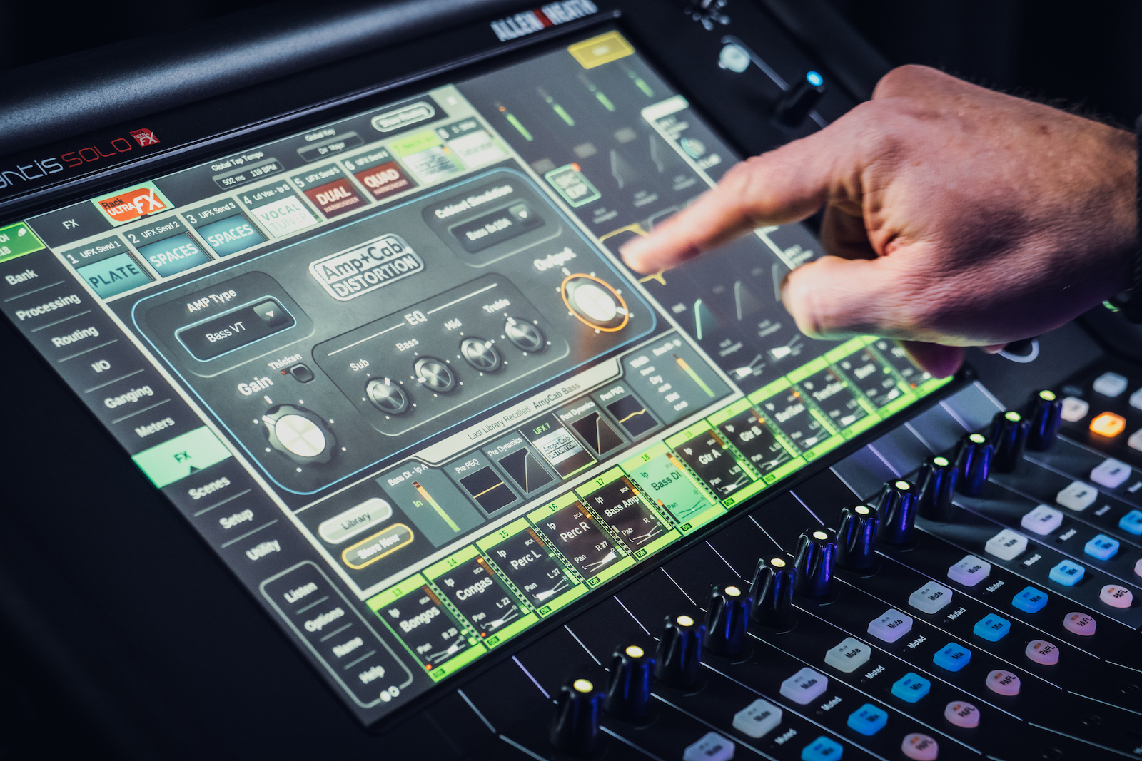 Allen & Heath Avantis V2.0. Ảnh: Allen & Heath