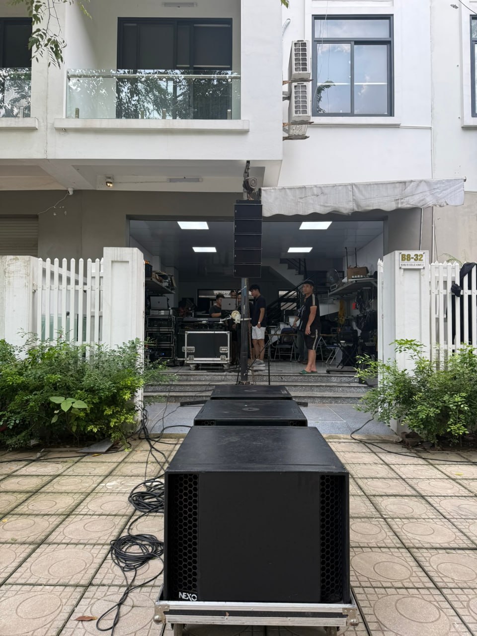 Thực hành tuning line array và subwoofer ngoài trời tại khóa học Hưng Loa Hay